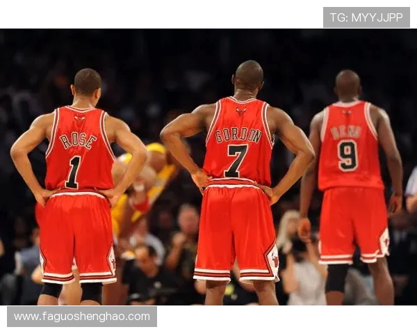 湖人对阵公牛在线直播全程回顾及精彩瞬间分析