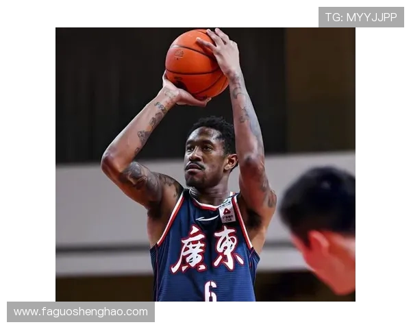 马尚布鲁克斯的篮球之路与职业生涯的辉煌成就解析