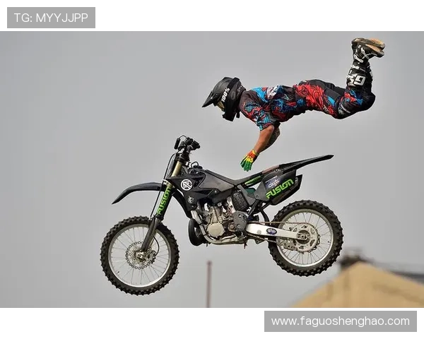 深圳城市马拉松赛评析：极限运动队战术运用与表现探讨