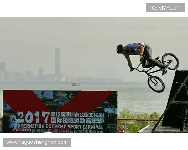 广州飞盘队在极限运动嘉年华中的战术表现分析与点评